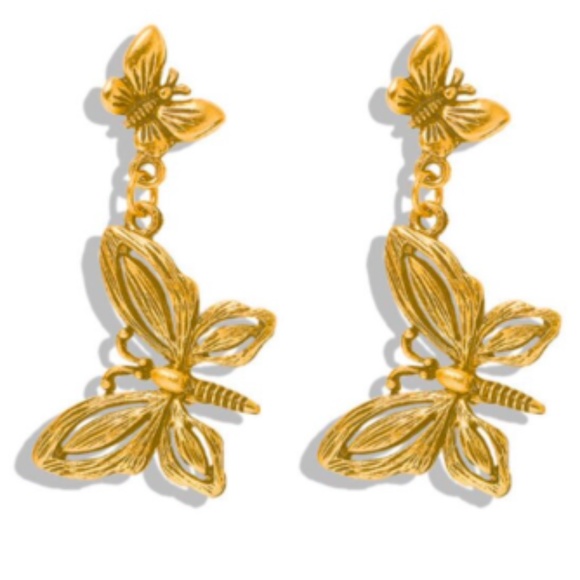 Gold tone dangle Butterfly earrings Spring summer - Picture 1 of 1
